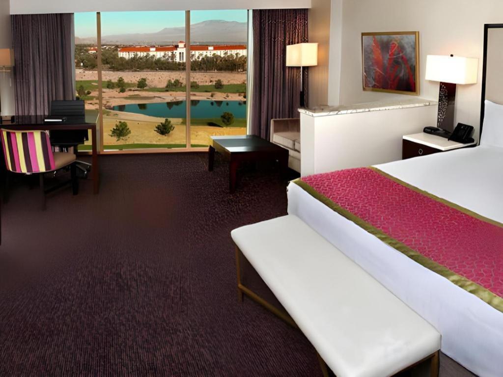 Suncoast Hotel And Casino Las Vegas Exterior foto